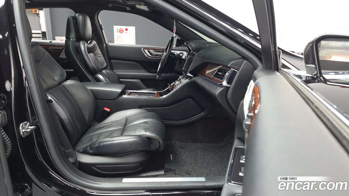 Lincoln Continental 2017