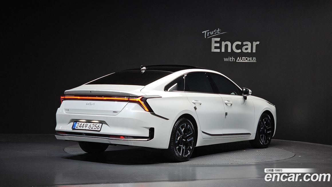 Kia K8 2025
