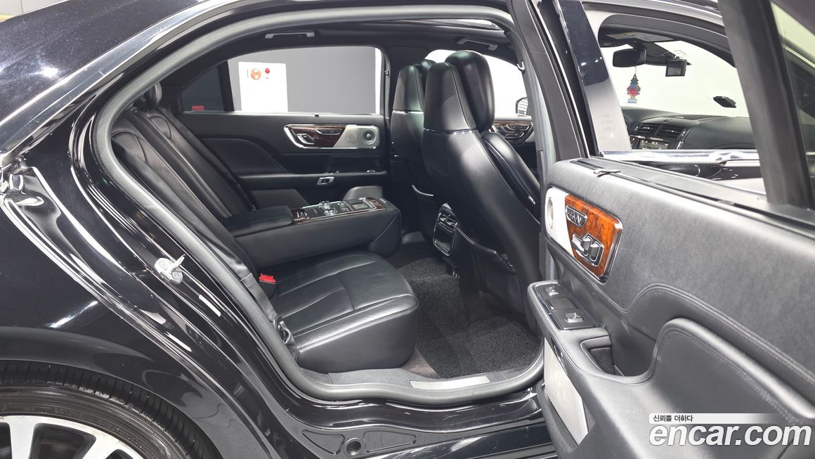 Lincoln Continental 2017