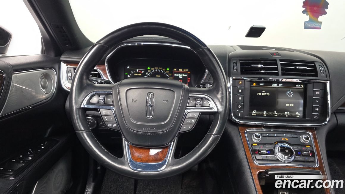 Lincoln Continental 2017