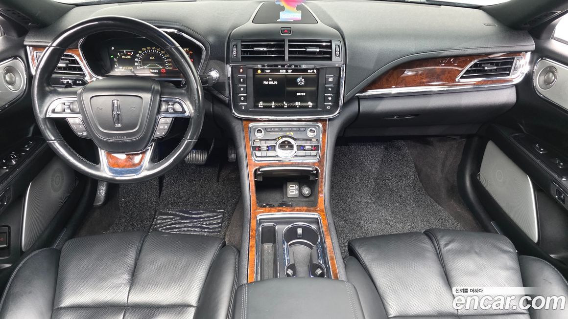 Lincoln Continental 2017