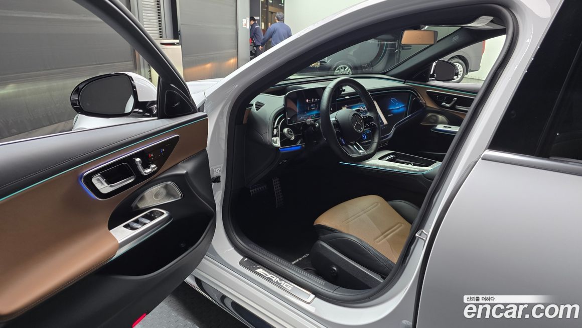 Mercedes-Benz E-Class 2025