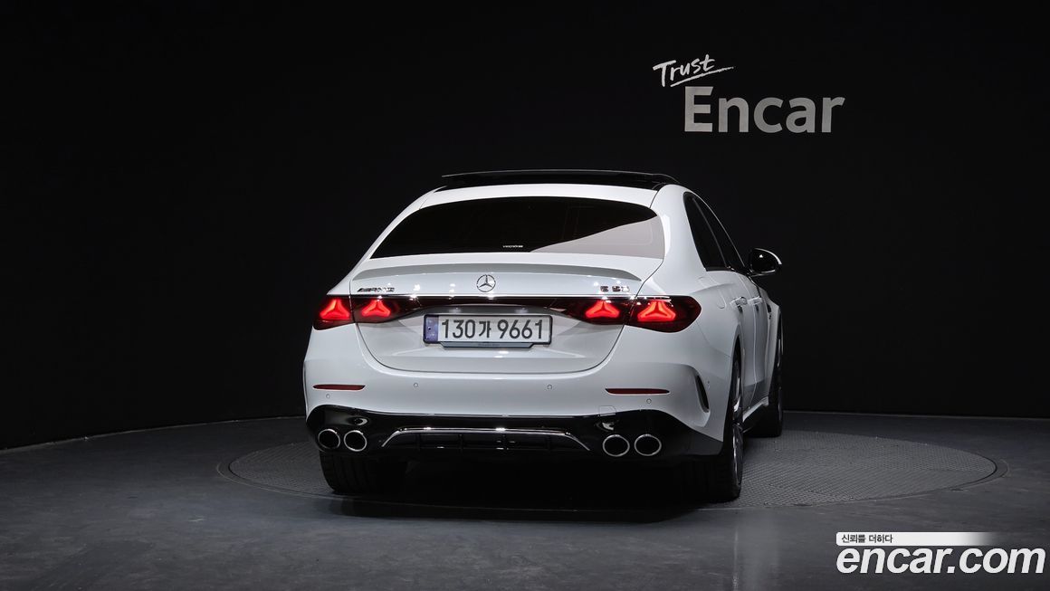 Mercedes-Benz E-Class 2025