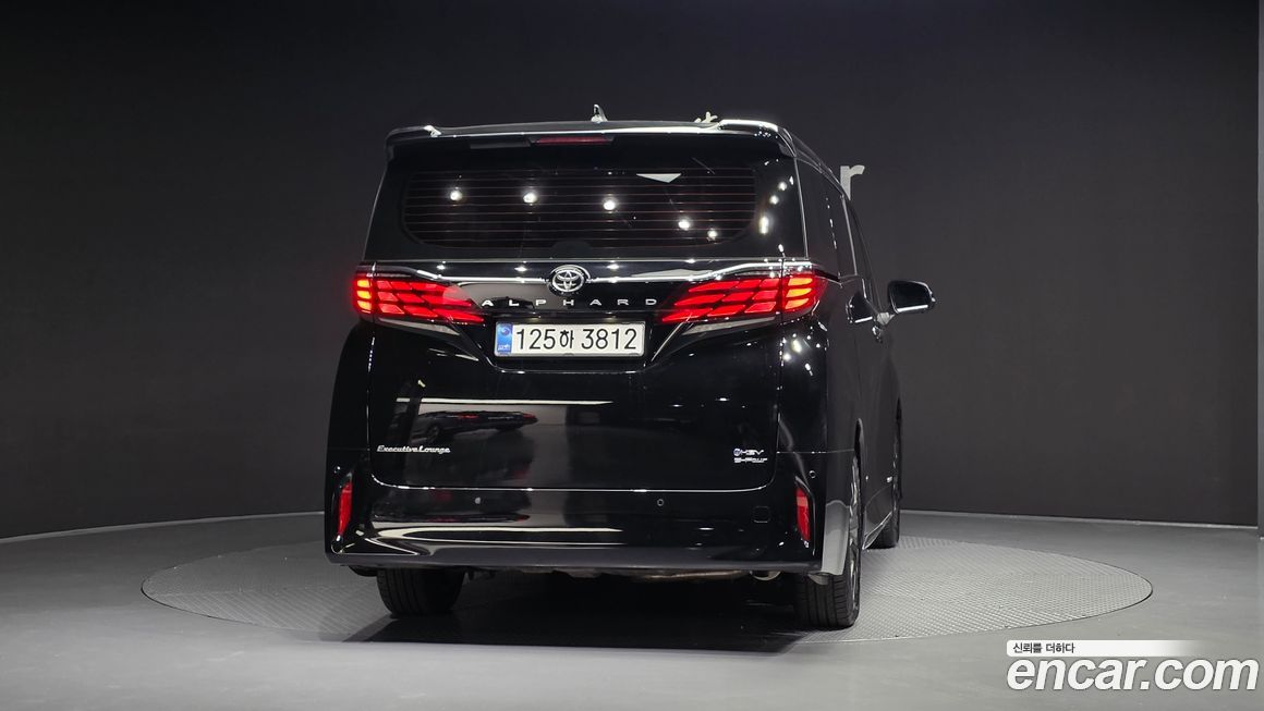 Toyota Alphard 2025
