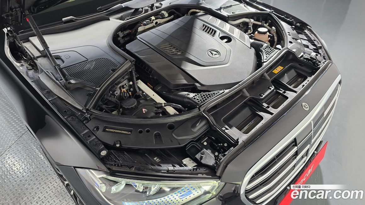 Mercedes-Benz S-Class 2022