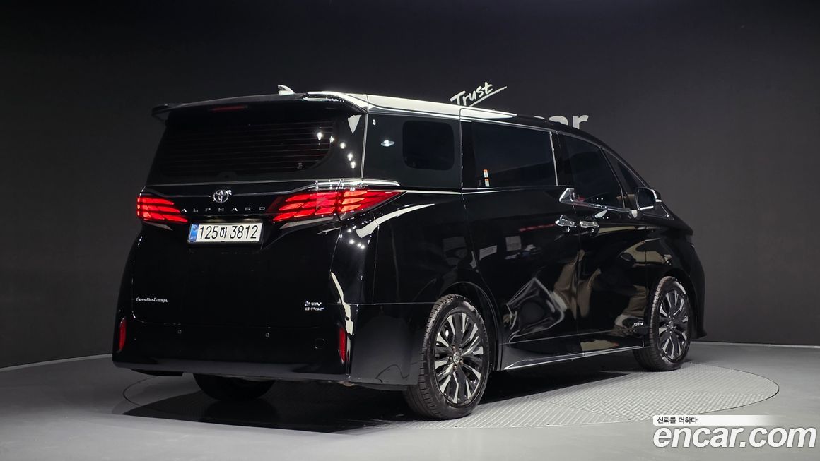 Toyota Alphard 2025