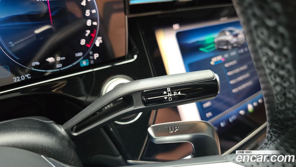 Mercedes-Benz E-Class 2025