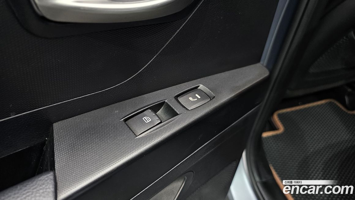 KG_Mobility_Ssangyong KORANDO 2013