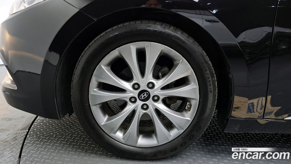 Hyundai Grandeur 2012