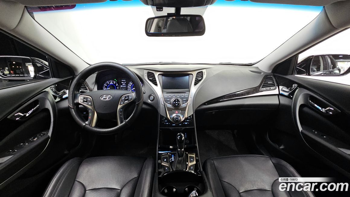 Hyundai Grandeur 2012