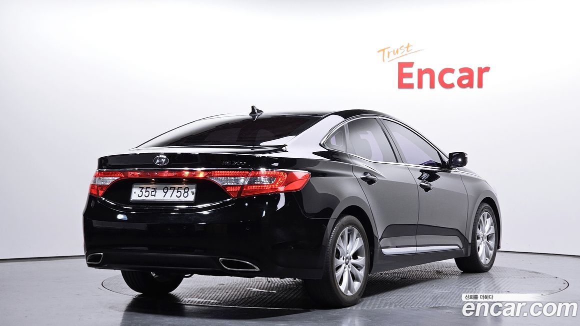 Hyundai Grandeur 2012