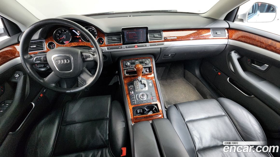 Audi A8 2010