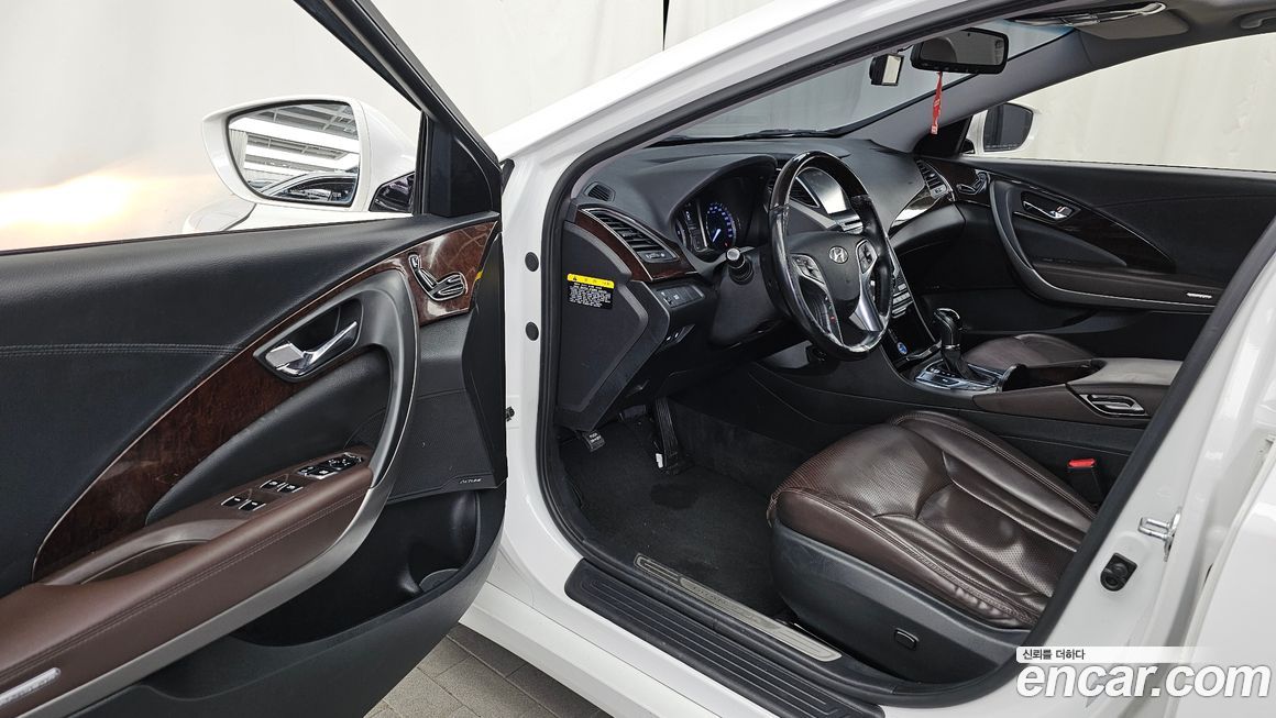 Hyundai Grandeur 2015