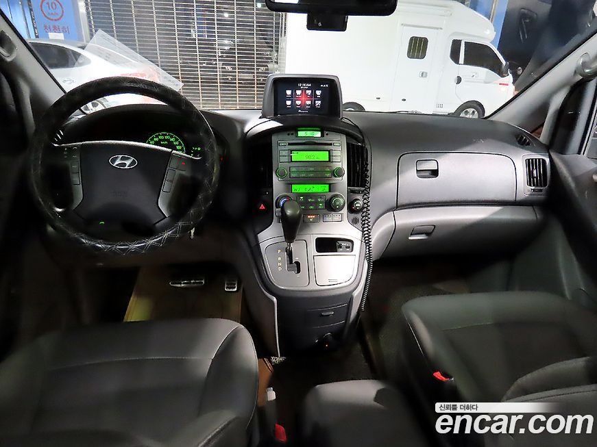 Hyundai Starex 2013