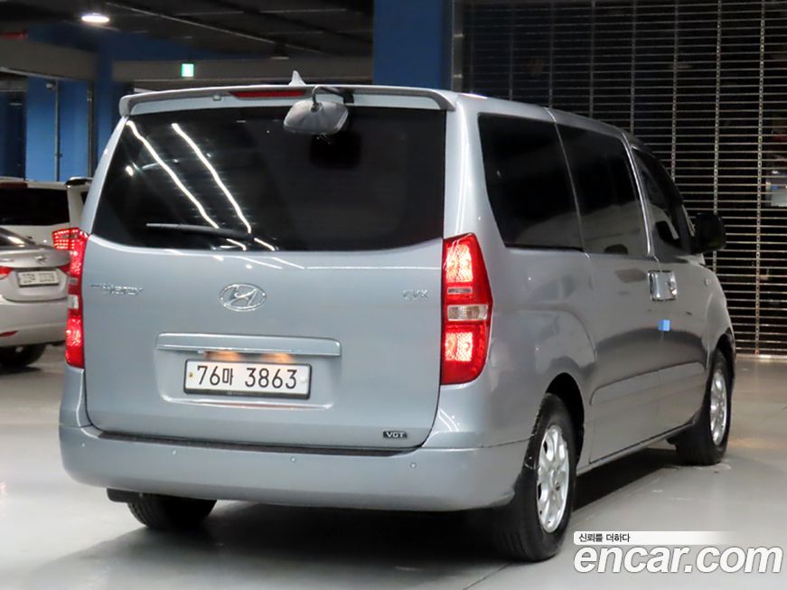 Hyundai Starex 2013
