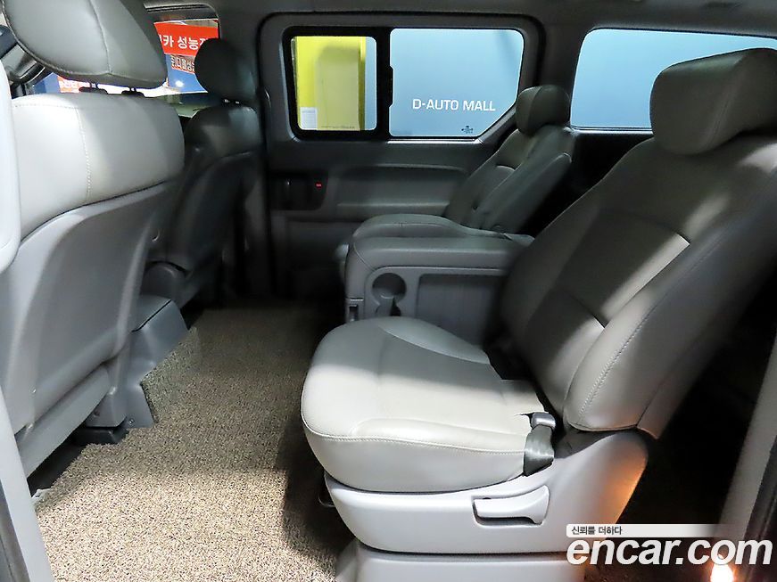 Hyundai Starex 2013