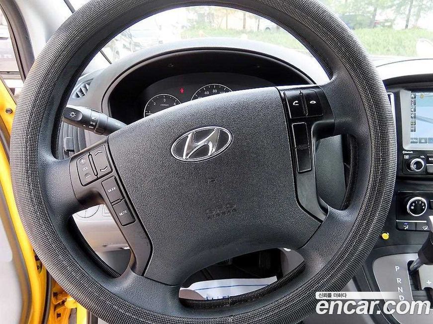 Hyundai Starex 2019