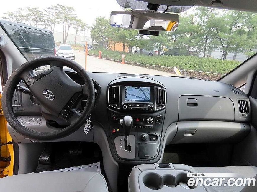 Hyundai Starex 2019