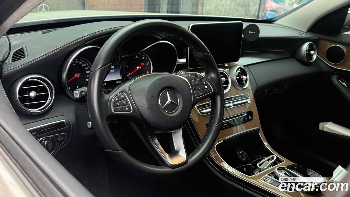 Mercedes-Benz C-Class 2016