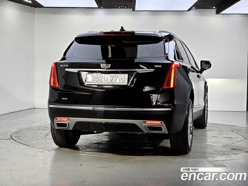 Cadillac XT5 2023