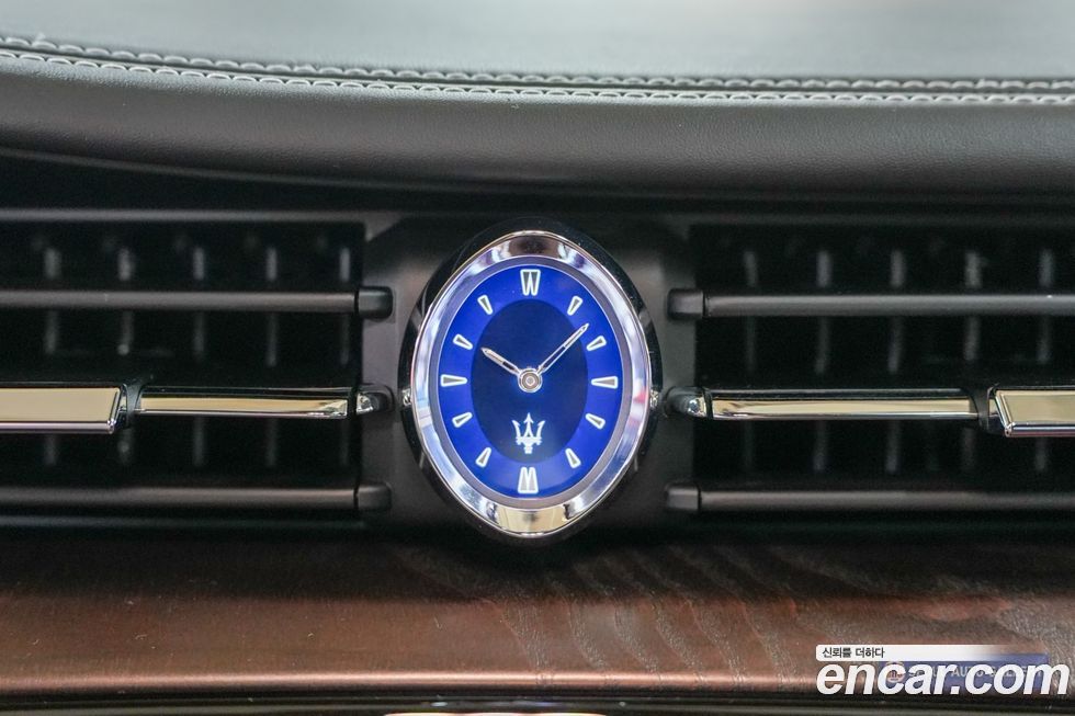 Maserati Quattroporte 2020
