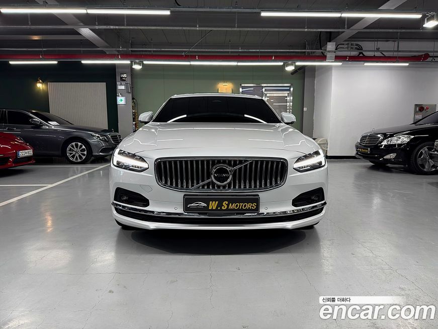 Volvo S90 2023