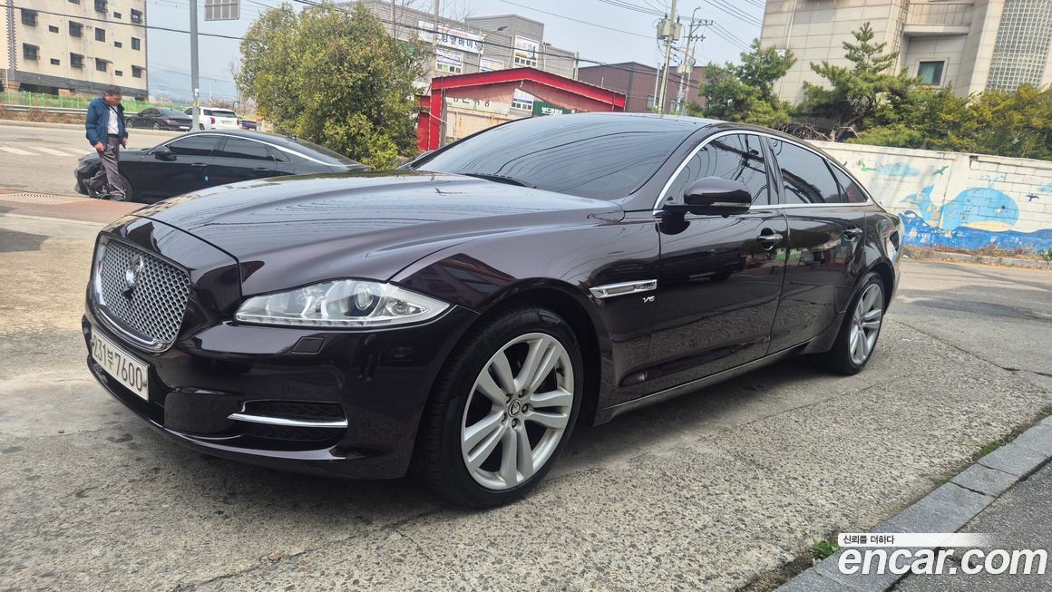 Jaguar XJ 2013