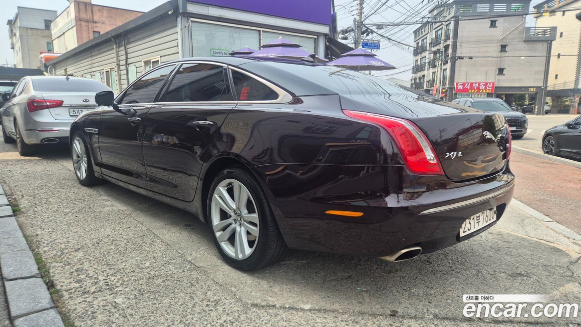 Jaguar XJ 2013