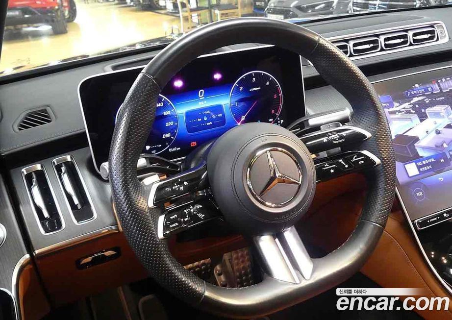 Mercedes-Benz S-Class 2023