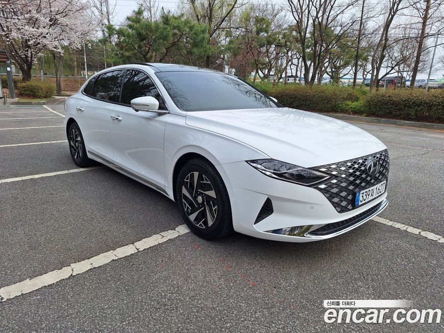 Hyundai Grandeur 2022