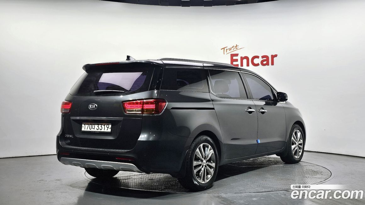 Kia Canival 2018