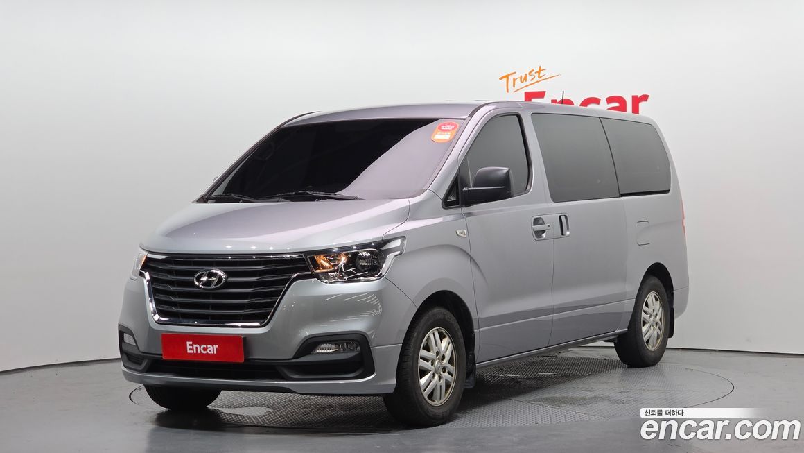 Hyundai Starex 2019