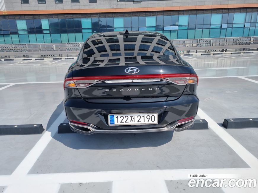 Hyundai Grandeur 2022