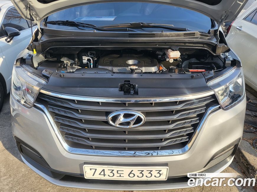 Hyundai Starex 2019