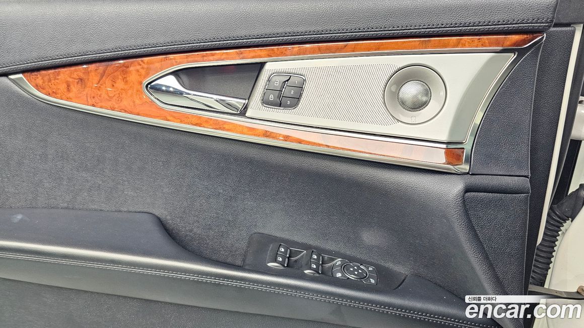 Lincoln Nautilus 2019