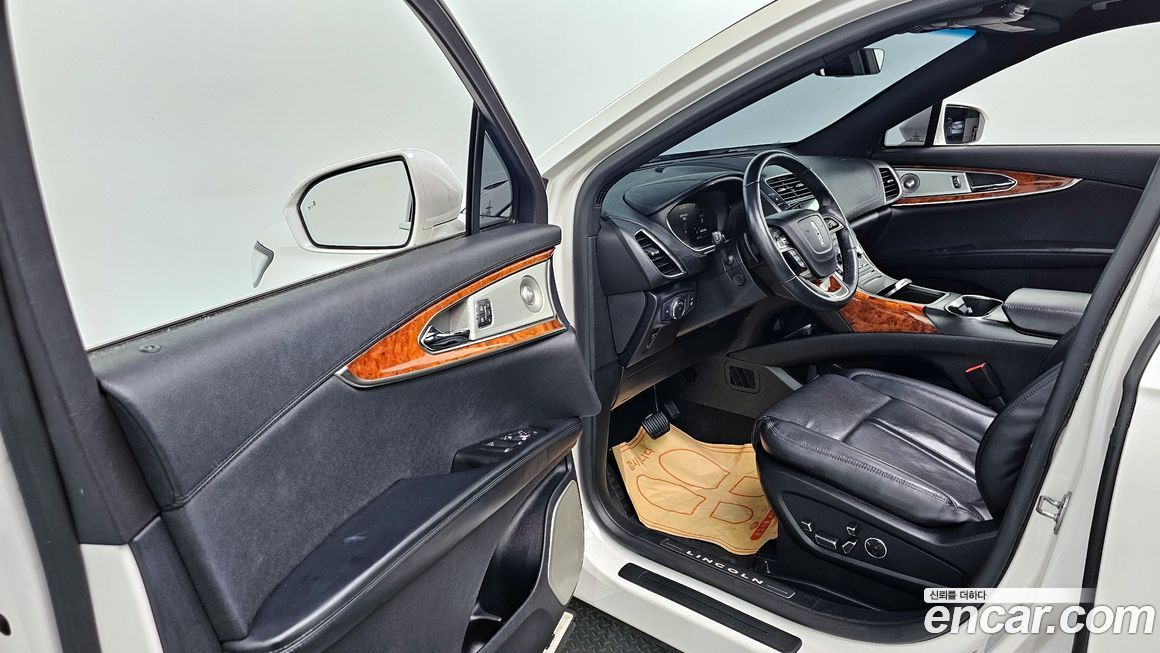 Lincoln Nautilus 2019