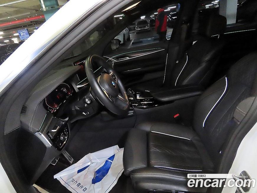 BMW Gran Turismo 2023