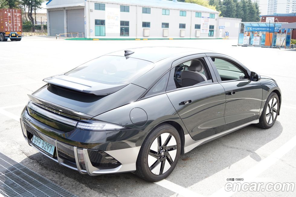 Hyundai Ioniq6 2023