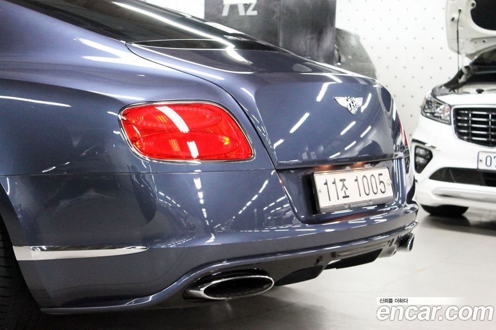 Bentley Continental 2015