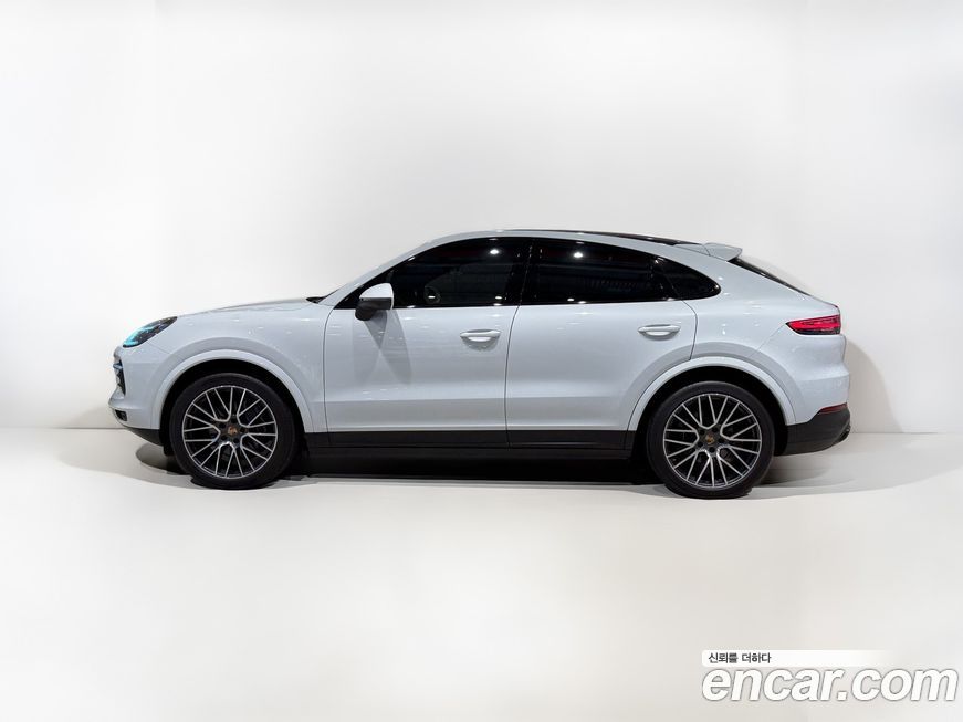 Porsche Cayenne 2021