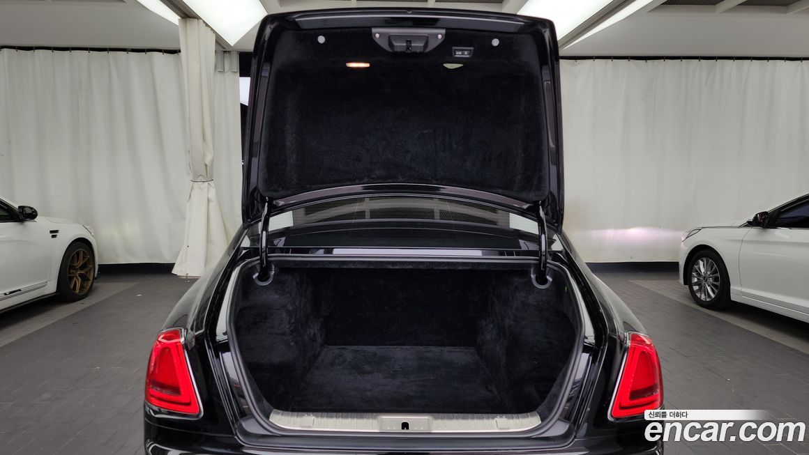 Rolls-Royce Ghost 2019