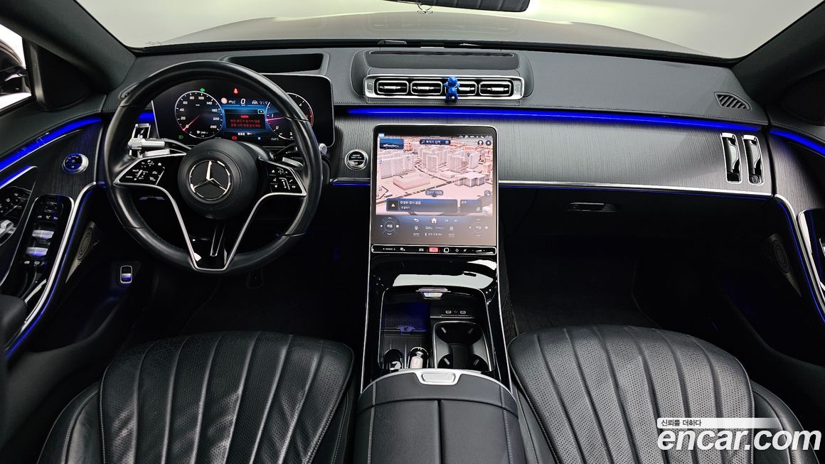 Mercedes-Benz S-Class 2021