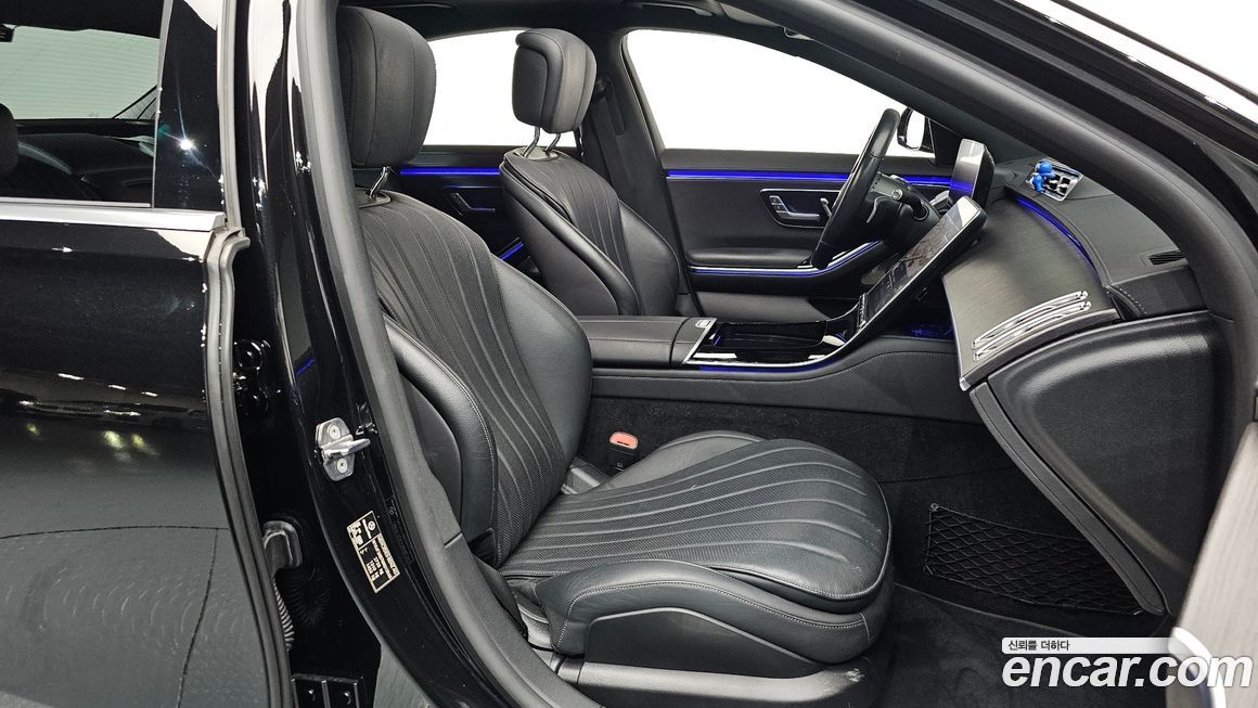 Mercedes-Benz S-Class 2021