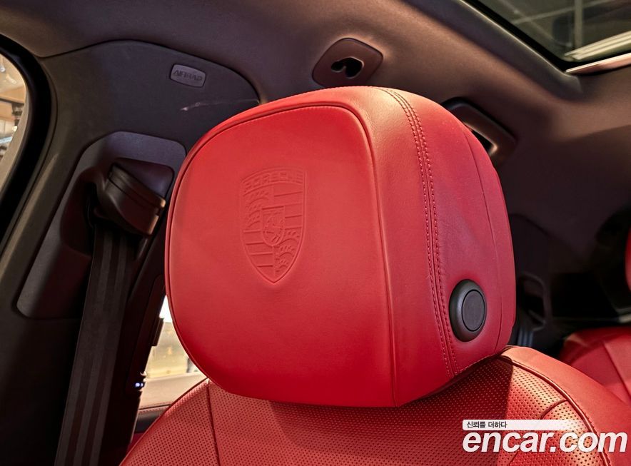 Porsche Cayenne 2021