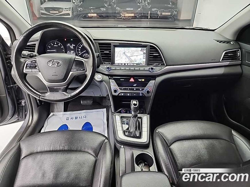 Hyundai AVANTE 2018