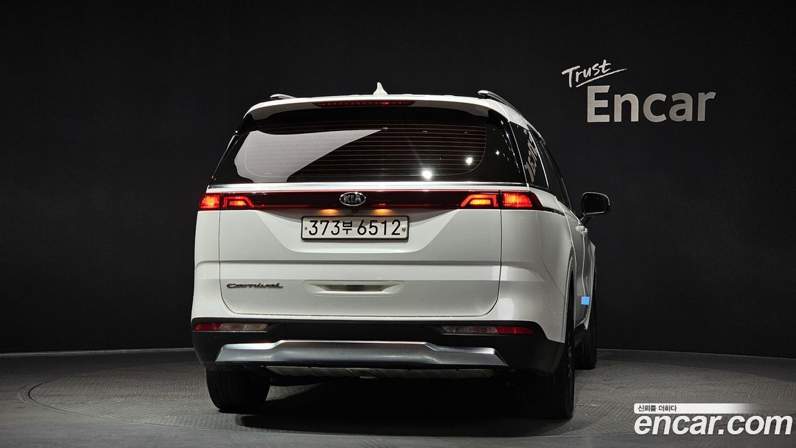 Kia Canival 2021