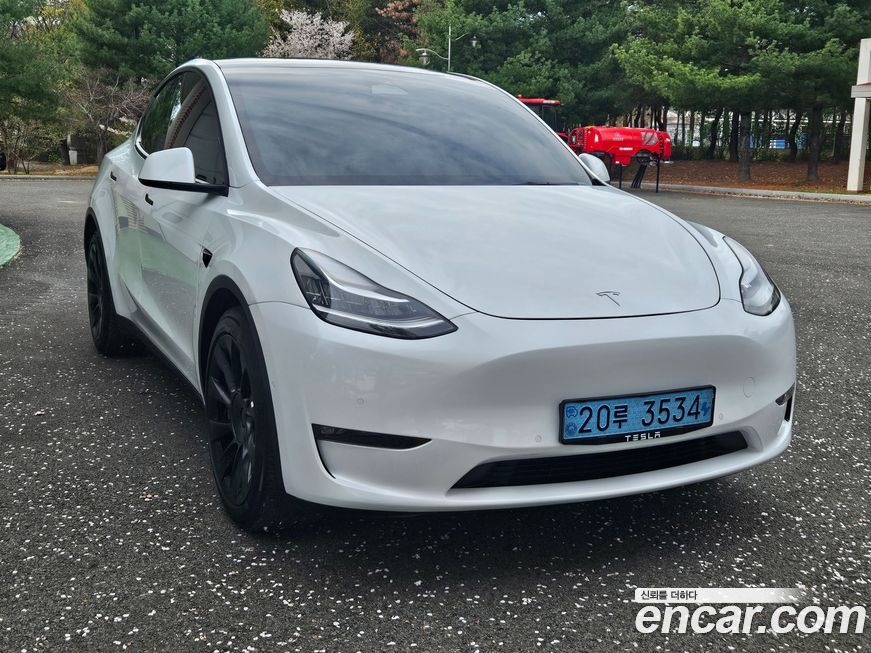Tesla Model Y 2022