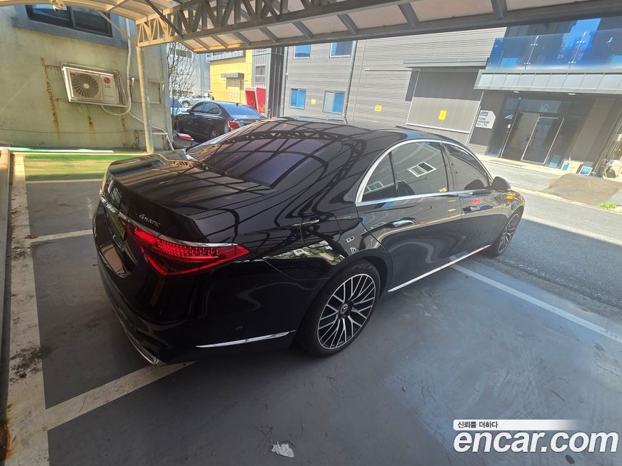 Mercedes-Benz S-Class 2022