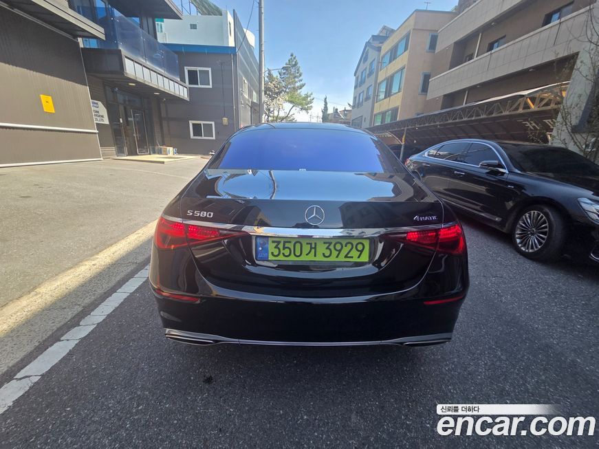 Mercedes-Benz S-Class 2022