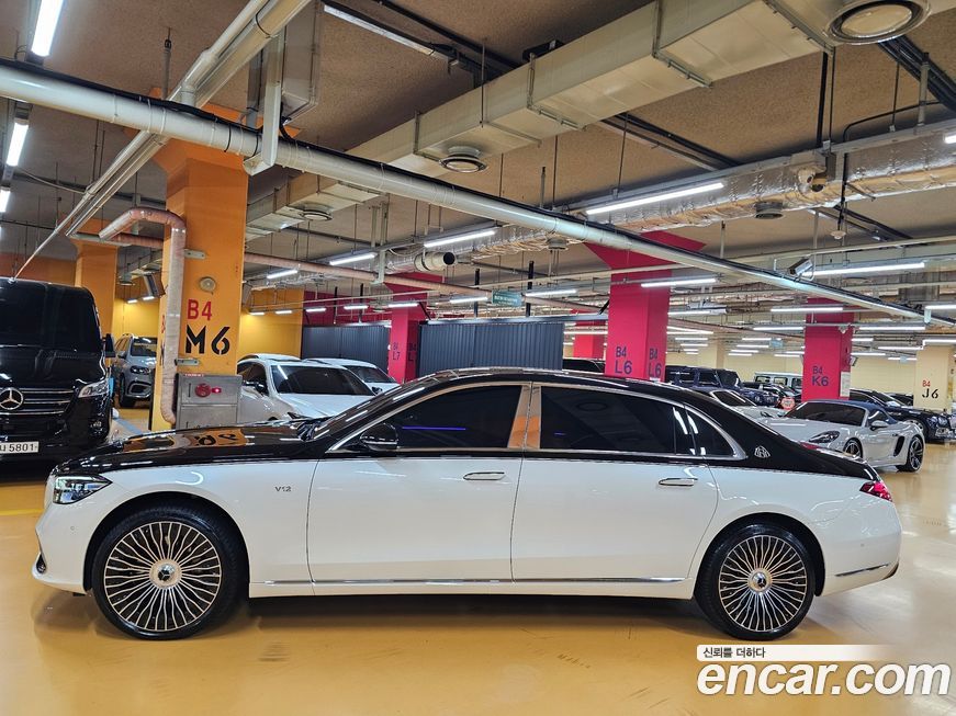 Mercedes-Benz S-Class 2023